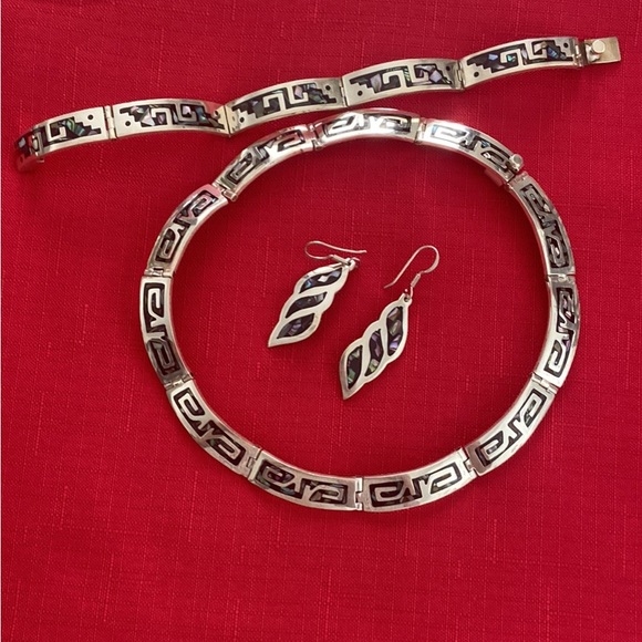 Women’s 3 Piece NecklaceSet - Picture 1 of 2